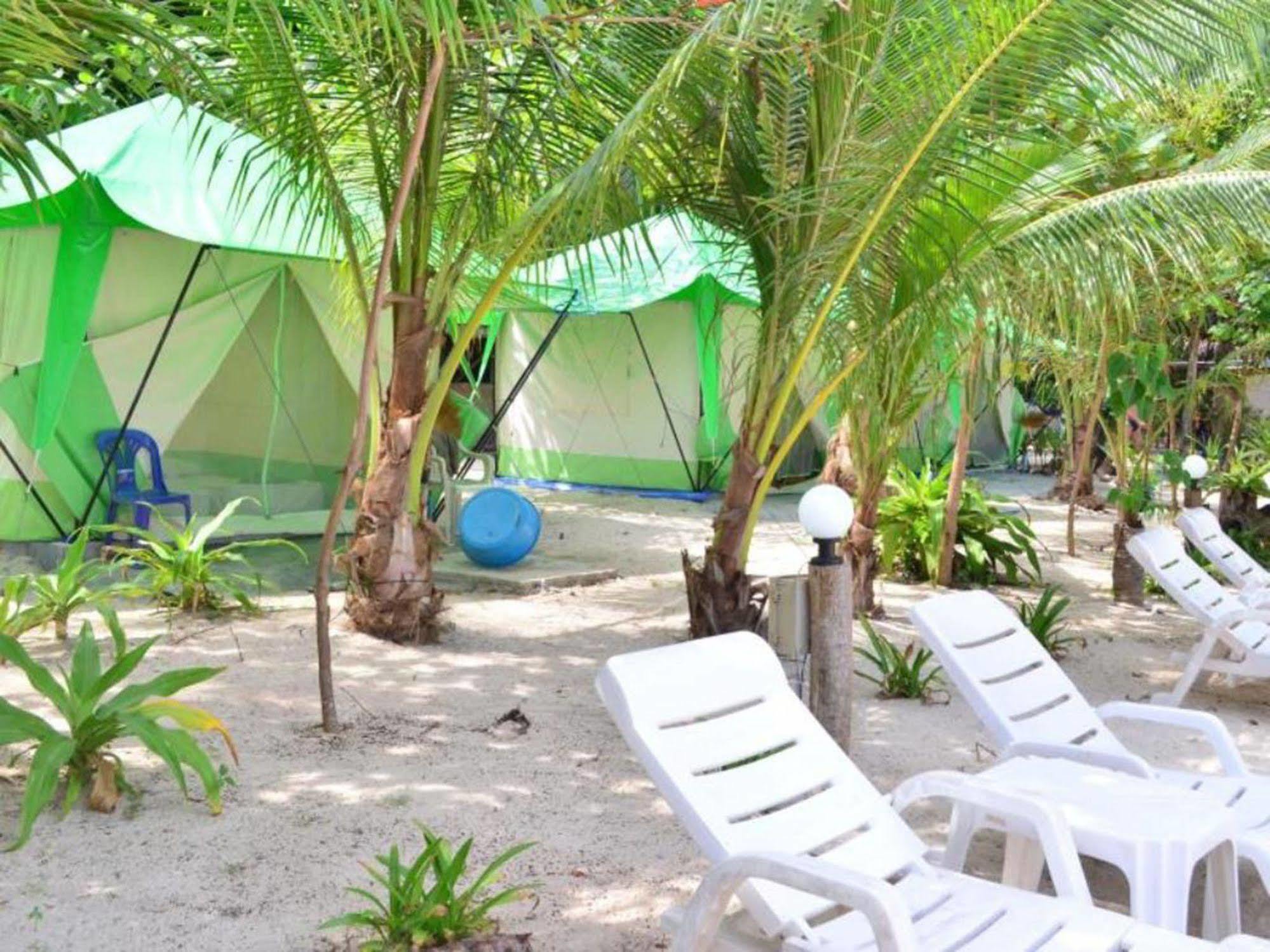 Koh Ngai Camping Hotell Eksteriør bilde